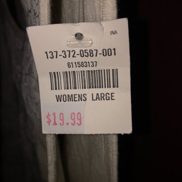 Embroidered white top - Picture 2 of 4